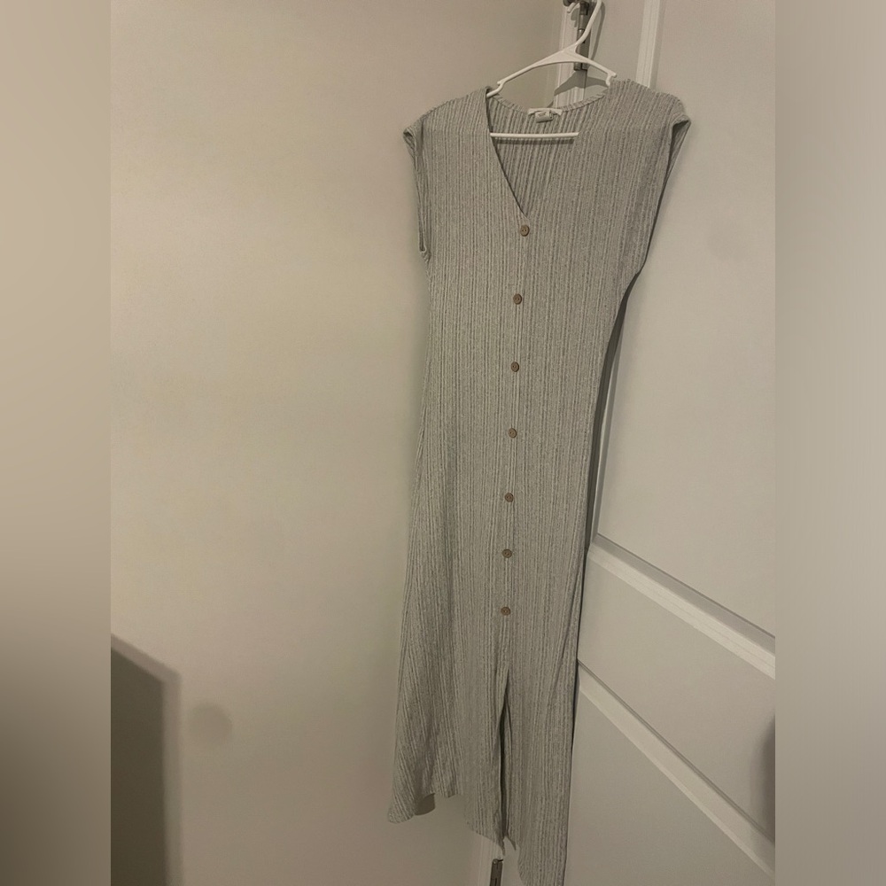 Grey dress